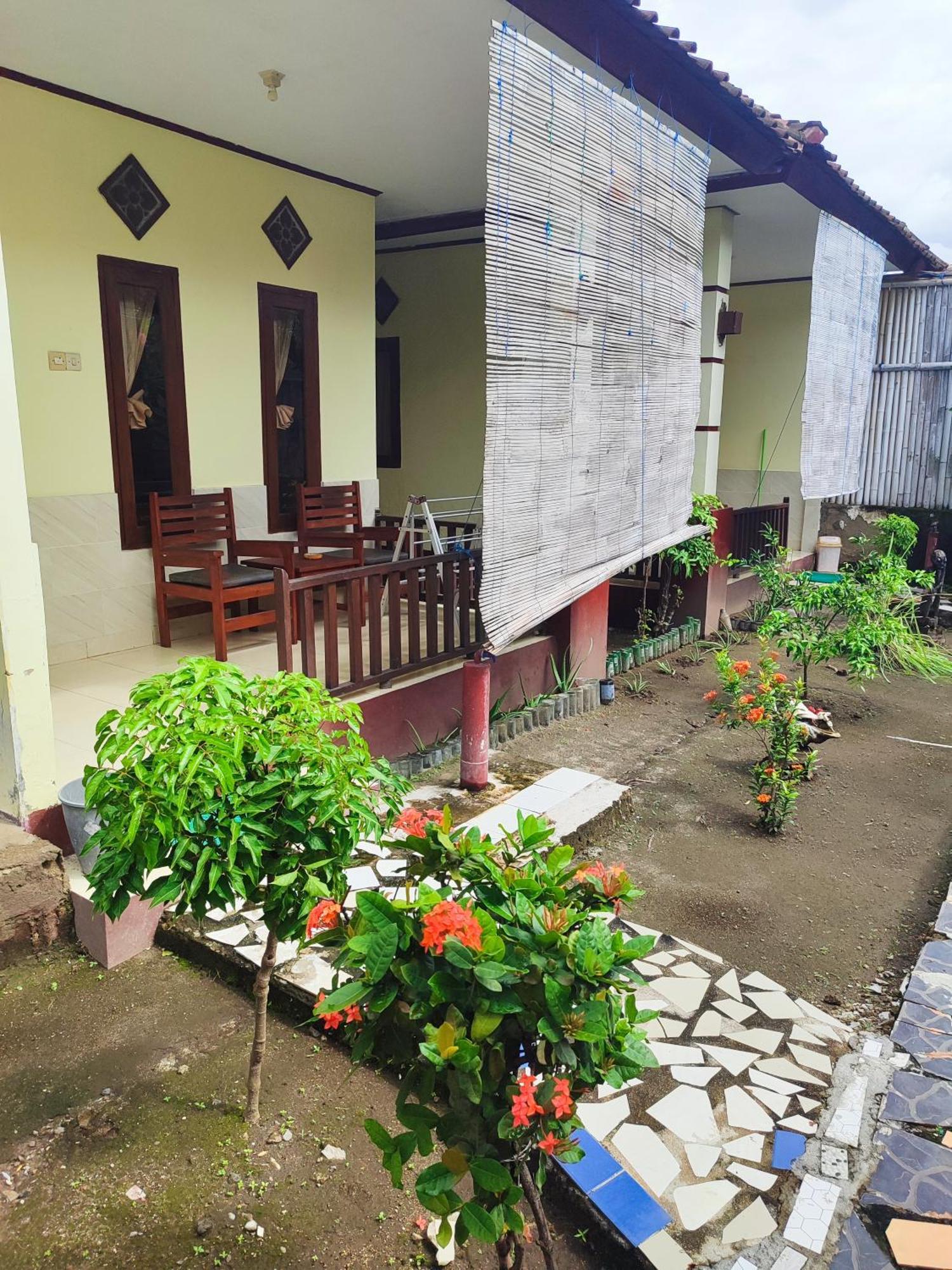 Family Bungalow Gili Meno Buitenkant foto